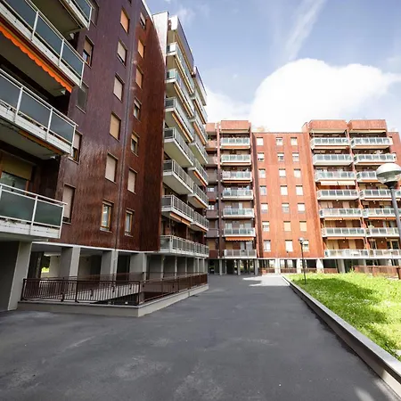 Apartman Loft Con Magnifica Terrazza In Zona Affori Milánó